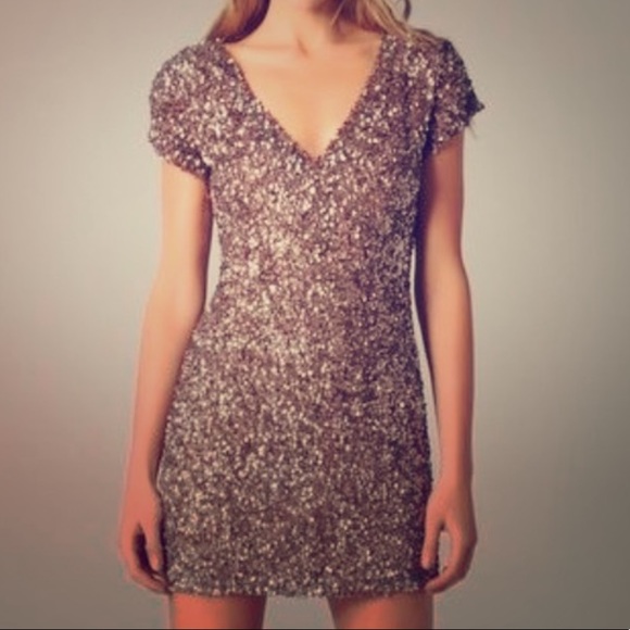 Parker Serena Sequin cocktail Dress - Picture 2 of 5